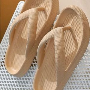 Women's  Minimalist  Flip Flops Outdoor Size 38- 39
